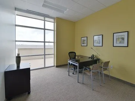 Regus - Uptown Village - 610 Uptown Blvd - Cedar Hill - TX - Thumbnail 2