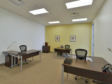 Regus - Uptown Village - 610 Uptown Blvd - Cedar Hill - TX - Thumbnail 3