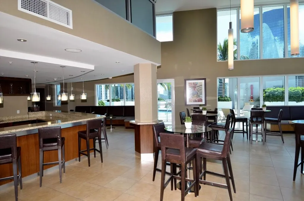 Seven Met Suites, LLC - 40 SW 13th Street - Miami - FL - Thumbnail 3