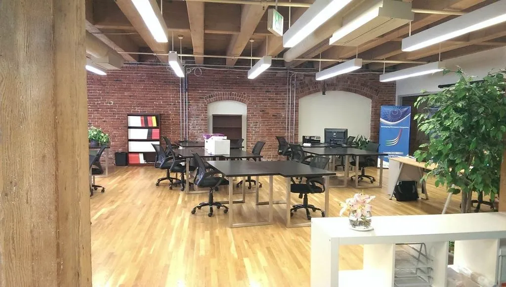 TechBA Seattle - 1008 Western Avenue - Seattle - WA - Thumbnail 2