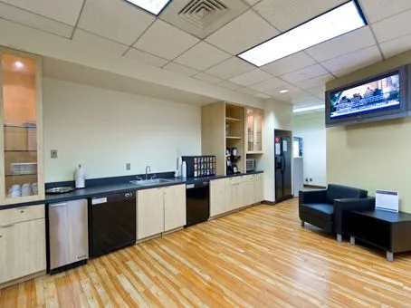 Regus - Center Square, East Tower - 1500 Market Street - Philadelphia - PA - Thumbnail 2