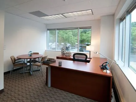 Regus - Cranford Business Park - Commerce Drive - Cranford - NJ - Media 1