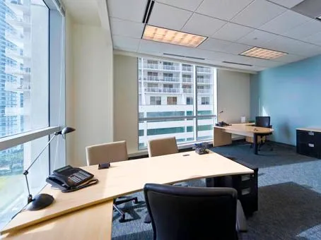 Regus - Brickell Ave - Miami_dup2 - Thumbnail 2
