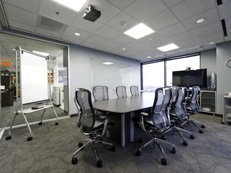 Regus - Dominion Tower - Waterside Drive - Norfolk - VA - Thumbnail 2