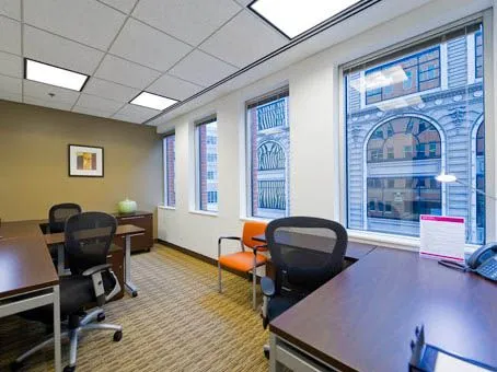 Regus - Hub Tower - Walnut Street - Des Moines - IA - Thumbnail 4