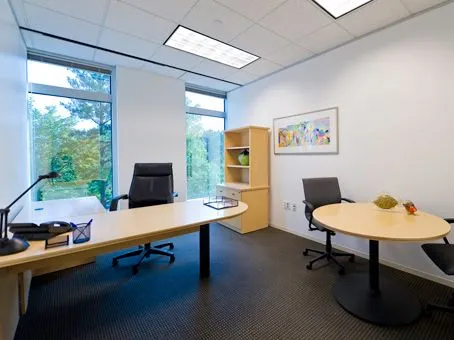 Regus - Meridian Parkway - Durham - Thumbnail 2