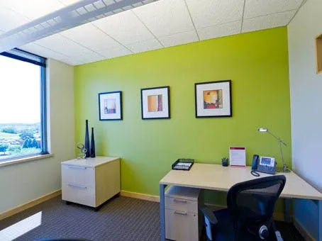 Regus - Park Bank Plaza - 2810 Crossroads Drive - Madison - WI - Thumbnail 2