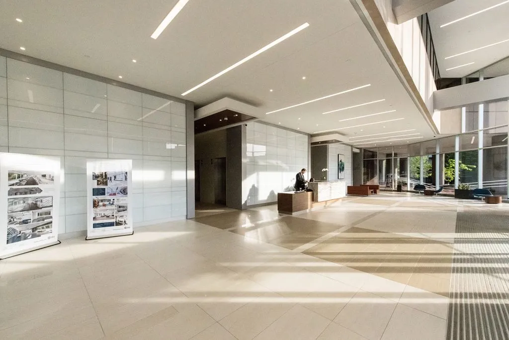 Premier Workspaces - CIN - Cincinnati - OH - East Fifth Street - Thumbnail 3