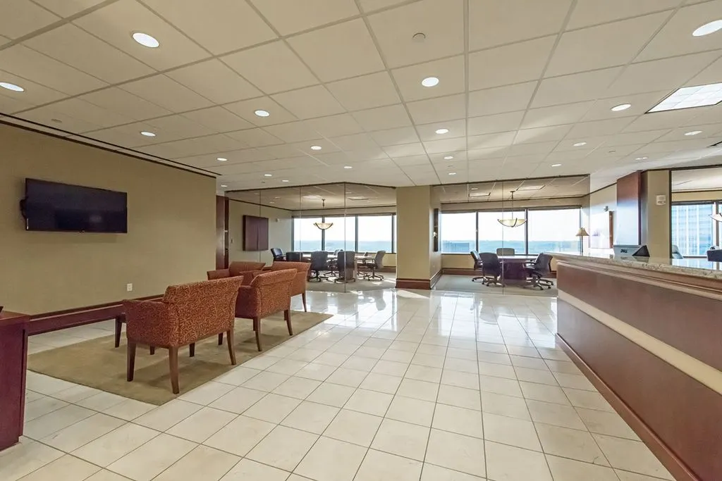 Premier Workspaces - CIN - Cincinnati - OH - East Fifth Street - Media 1