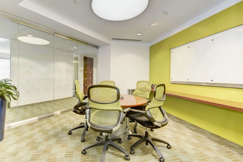 Carr Workplaces - Tysons Boulevard - McLean - VA - Thumbnail 4