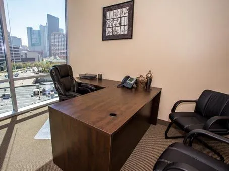 Regus - Park Seventeen Center - McKinney Ave - 75201 - Dallas - TX - Thumbnail 4
