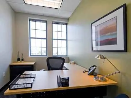 Regus - Hampton Peninsula Town Center - East Claiborne Street, Hampton - VA - Thumbnail 3