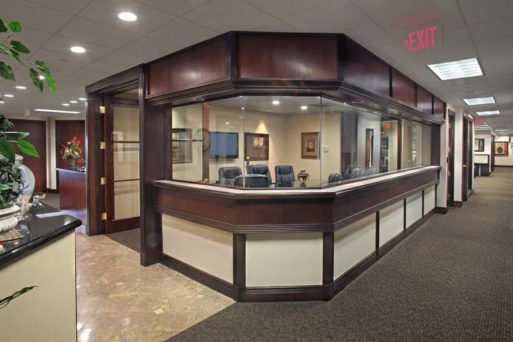Town Center Executive Suites - Glades Road - Boca Raton - FL - Thumbnail 4