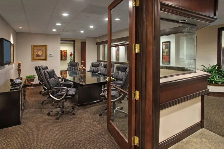 Town Center Executive Suites - Glades Road - Boca Raton - FL - Thumbnail 2