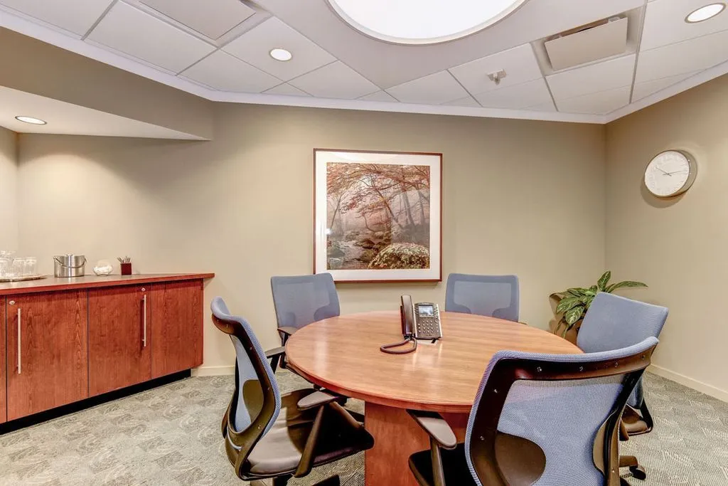 Carr Workplaces - Rosslyn - 1001 19th Street North, Arlington - VA - Thumbnail 3