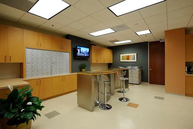 Regus - 2945 Townsgate Road, Westlake Village - CA - Thumbnail 3