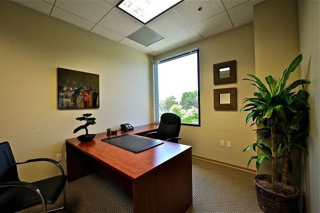 Regus - 2945 Townsgate Road, Westlake Village - CA - Thumbnail 4
