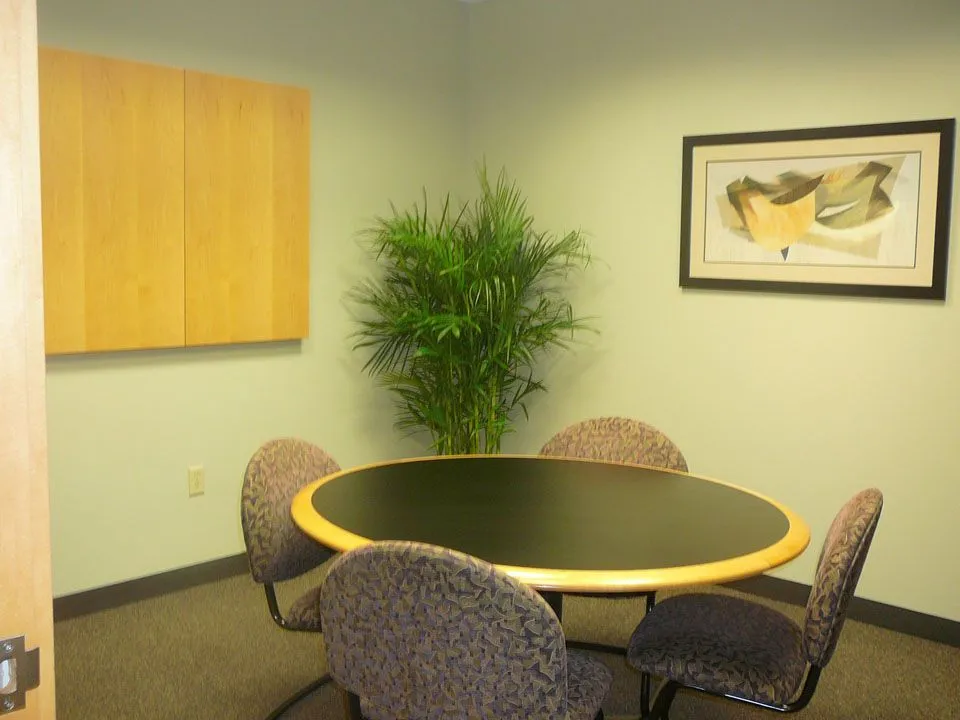 Office Edge - Executive Center Drive, Boca Raton - FL - Thumbnail 4