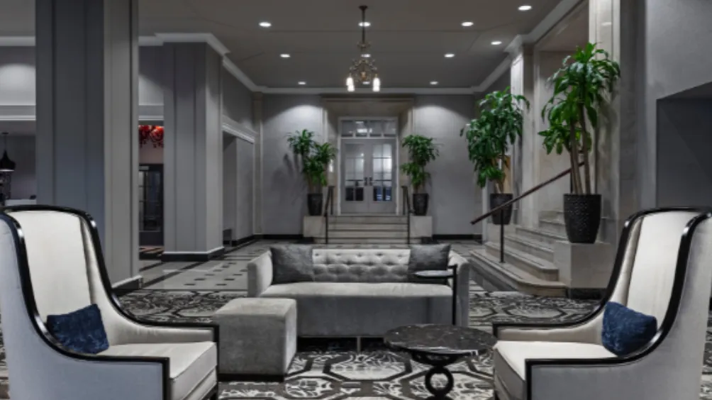 DoubleTree Suites by Hilton Detroit Downtown Fort Shelby - Thumbnail 3