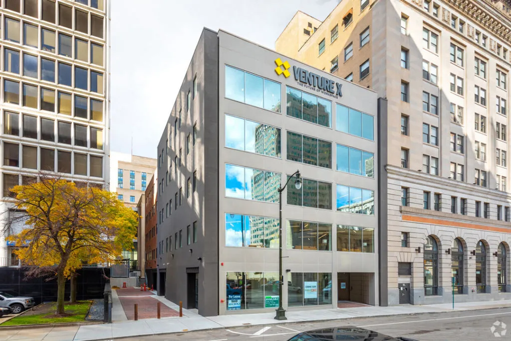 Venture X Detroit - Financial District - Thumbnail 3
