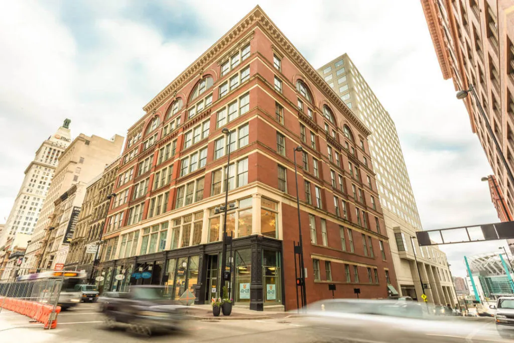 Expansive - Hooper Building - W 4th St, Cincinnati OH - Thumbnail 4