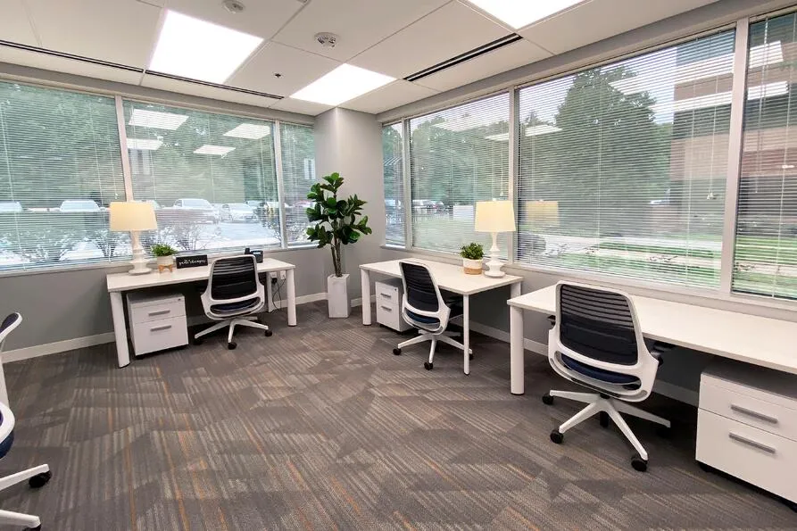 Office Evolution  - 10304 Eaton Place, Fairfax - Thumbnail 3