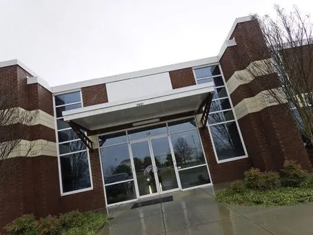 Regus- 7027 Old Madison Pike, Huntsville - AL - Thumbnail 4