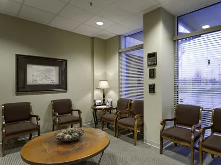 Regus- 7027 Old Madison Pike, Huntsville - AL - Thumbnail 2