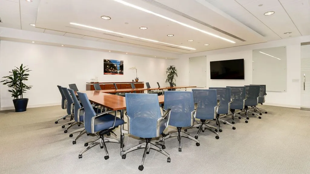 Carr Workplaces - Reston - VA - Thumbnail 4